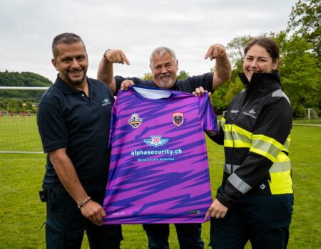 FC Türkyemspor Trikotübergabe | Alphasecurity